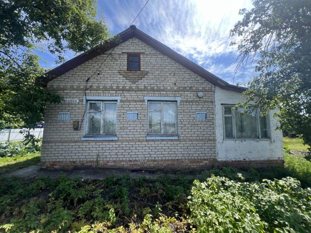 Продам 4 ком дом в селе Любомировка