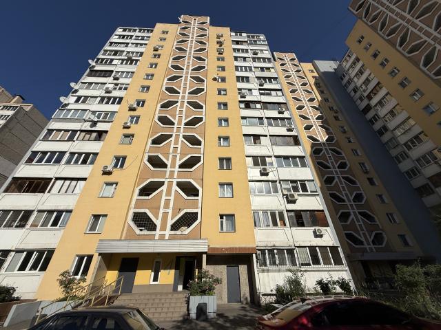Продаж 1кім квартири 42м2 в м.Київ, Святошино