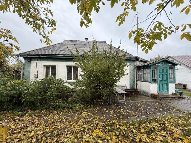 Продам 4кім будинок в Яготині з виходом до озера