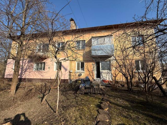 Продажа 3 ком квартиры в г. Яготин 52 м2