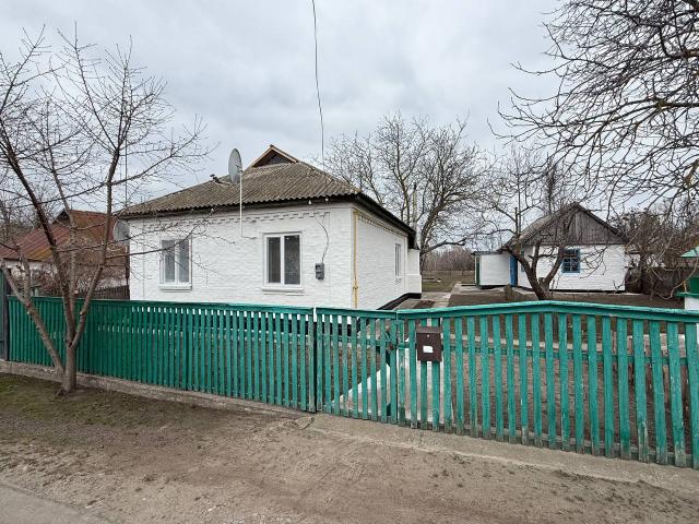 Продажа кирпичного дома в г. Яготин 55 м2