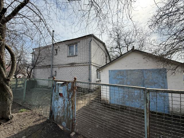 Продаж 6 кім цегляного будинку в м. Яготин 175 м2