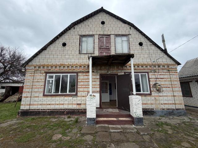 Продаж 3 кім будинку в м. Яготин 92 м2