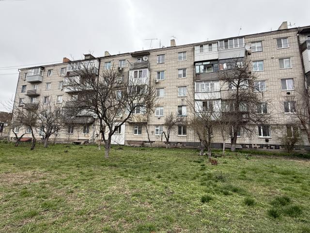 Продаж 1 кім квартири в центрі селища Баришівка 29 м2