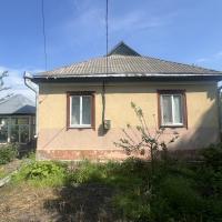 Продам 6 ком дом в Яготине, Киевской области