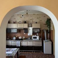 Продам 6 ком дом в Яготине, Киевской области