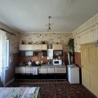 Продам 6 ком дом в Яготине, Киевской области