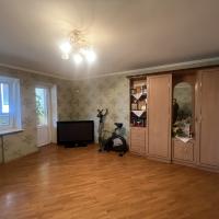 Продаж 3 кімнатної квартира в Києві поряд з метро Харківська