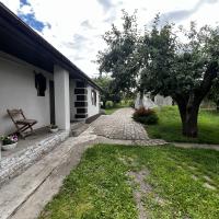 Капітальний будинок в місті Яготин - 5 кімнат, ремонт, утеплений, сад