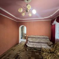 Продам 3 кімнатний цегляний будинок в Березані (пів будинку)