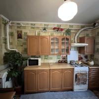 Продам 3 кімнатний цегляний будинок в Березані (пів будинку)