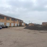 Оренда приміщень, гаражних боксів, складських приміщень та територій