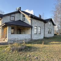 Продажа дома в с. Бзов с собственным озером