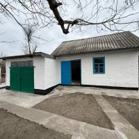 Продажа кирпичного дома в г. Яготин 55 м2