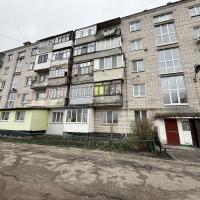 Продаж 1 кім квартири в центрі селища Баришівка 29 м2