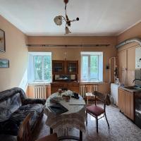 Продаж 3 кім будинку з великою ділянкою в місті Яготин 78 м2