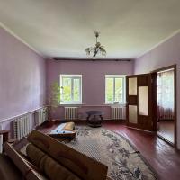Продаж 3 кім будинку з великою ділянкою в місті Яготин 78 м2
